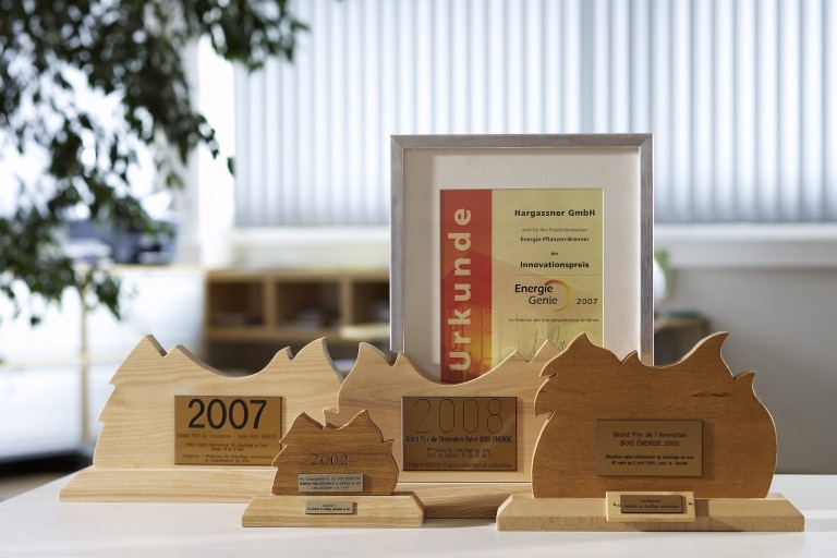 Auszeichnung Bois Energie 2000-2008 Pokale | Hargassner
