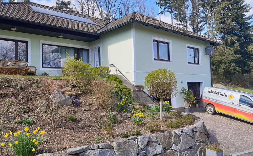 Hochreiter detached house - Reference combi boiler pellets firewood | Hargassner