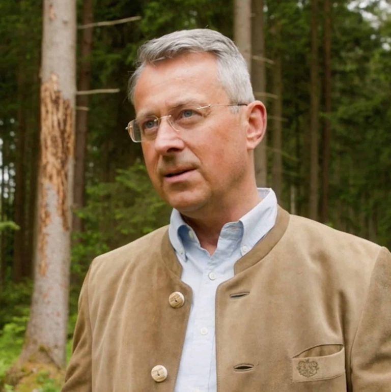 Professor Dr. Hubert Röder