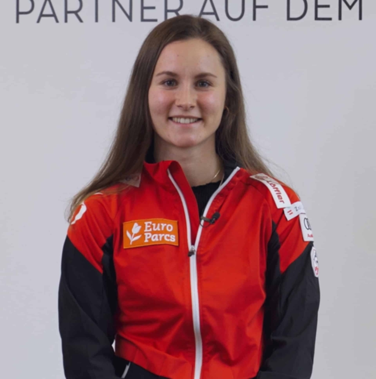 Lisa Unterweger Skilanglaeuferin Profilbild | Hargassner