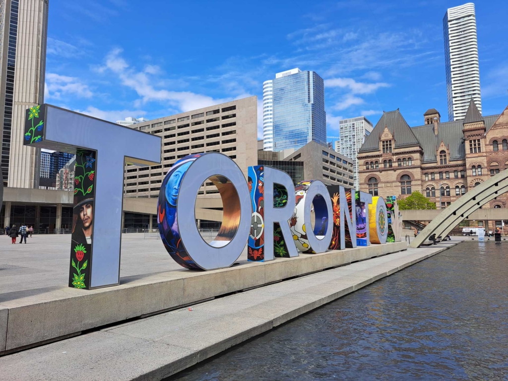The Toronto sign - City Hall | Hargassner