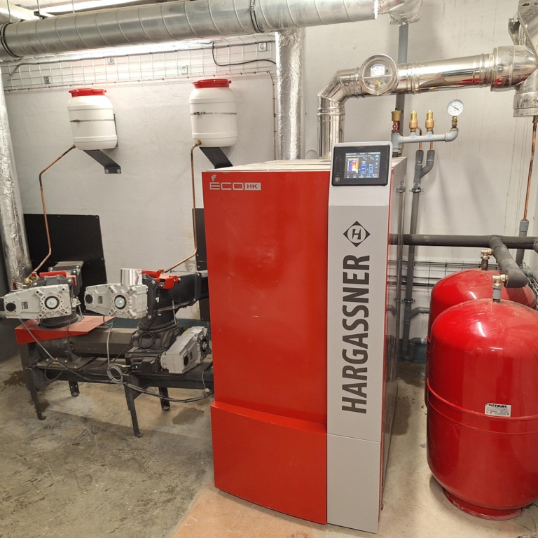 Chaudière à plaquettes Eco-HK 60 kW avec vis d'entrée double