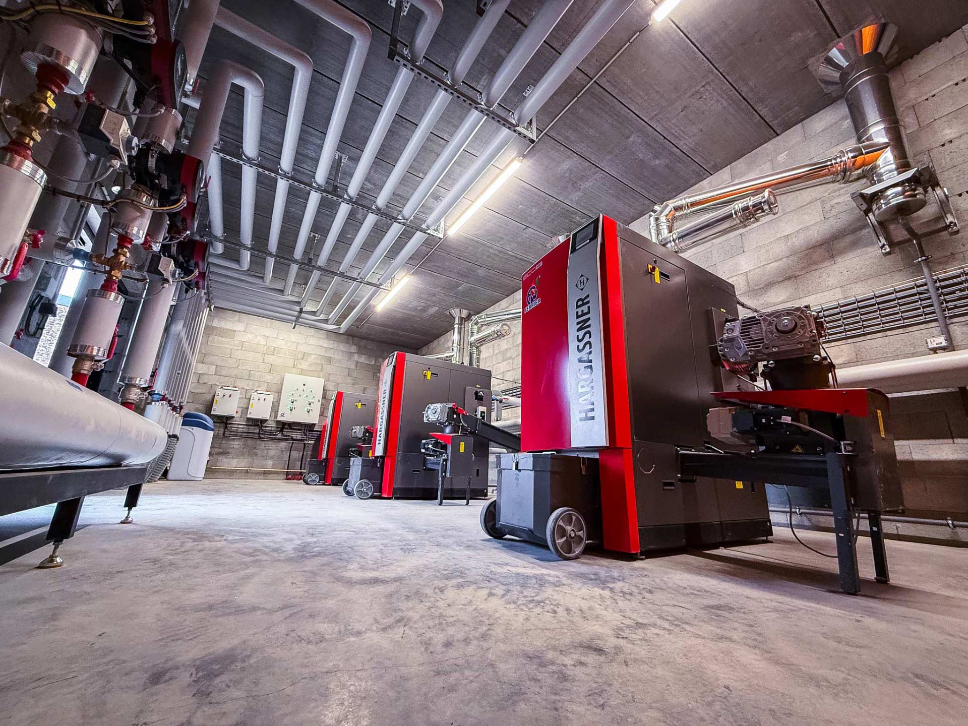 cascade de 3 chaudières biomasse Eco-HK 120 kW