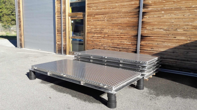 Trappe de remplissage non carrossable légère fermée