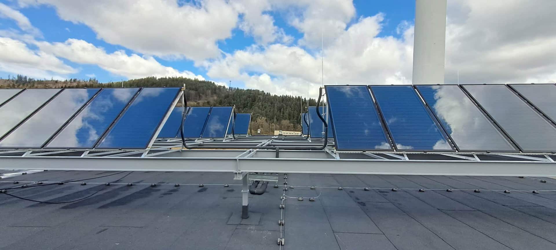 Chaufferie solaire thermique de 48 capteurs pour l'Hôpital Čadca