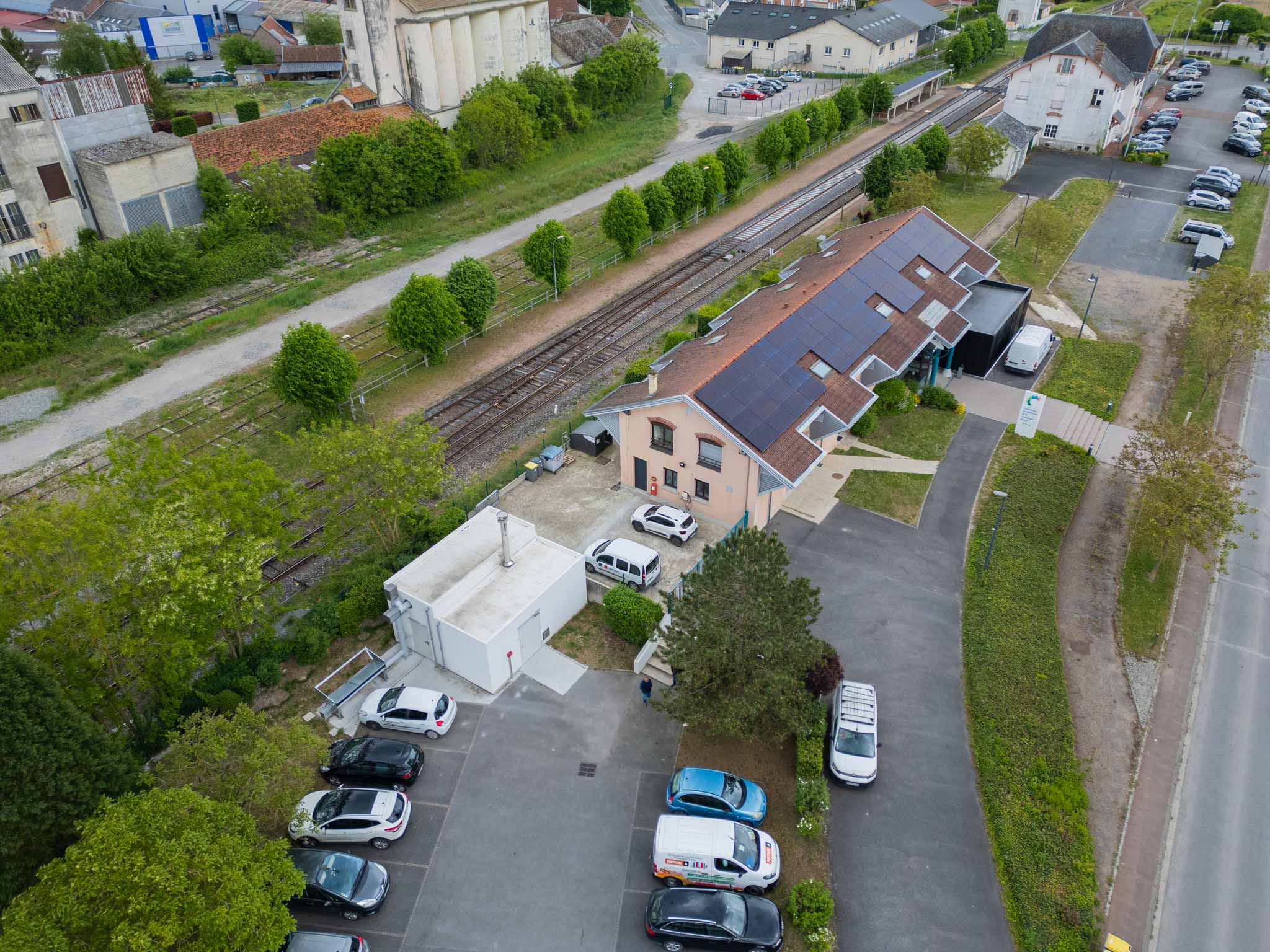 Vue aérienne de la chaufferie collective de la Communauté de communes de la Champagne Picarde