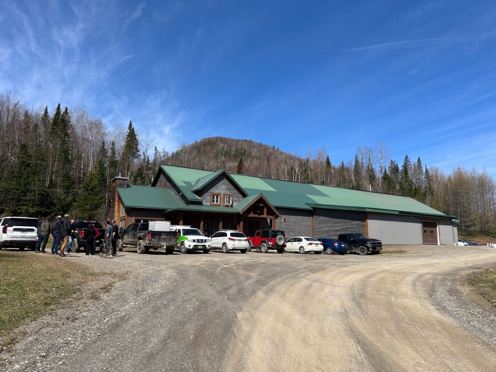 Vue extérieure de l'Érablière Escuminac, Québec - Référence chaudière à bois déchiqueté Eco-HK
