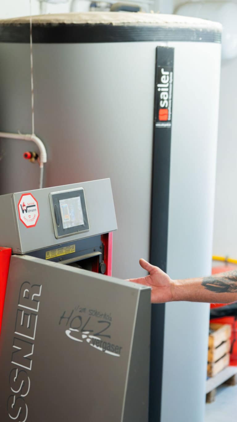 Geöffneter Stückgutkessel HV 30kW | Referenz Hargassner